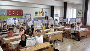 Ve tatil balad! 20 milyon rencinin karne heyecan