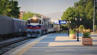 Sava, Van-Tahran tren seferlerini etkilemedi: Seferler devam ediyor