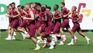 Galatasaray'da gelecek sezonun almalar sryor