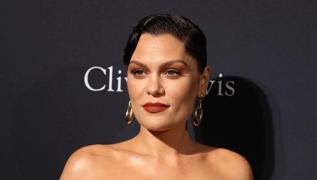Kanser tedavisi gryordu! ngiliz arkc Jessie J yaadklarn ilk kez anlatt
