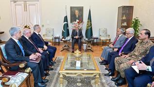Hakan Fidan ve Yaar Gler, Pakistan Babakan ile grt