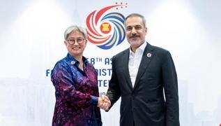 Bakan Fidan, Avustralyal mevkida Wong ile grt