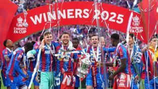 Crystal Palace'a UEFA'dan ok! Avrupa Ligi'ne katlamayacak