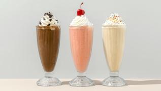 Milkshake nasl yaplr? ster ilekli ister muzlu...
