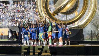 Real Madrid'den FIFA'ya Kulpler Dnya Kupas nerisi!