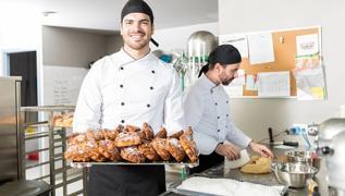 En iyi yemek yapan 2 bur! Onlar MasterChef gibiler