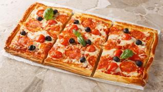 Sabrszlara uygun pizza tarifi! Milfyden pratik pizza... Maya derdine son!