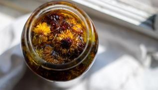 Neme doyuran kuru ya gerei! Pullanma, kuruma ve sivilce olmuyor