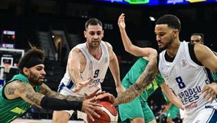 Anadolu Efes, EuroLeague'de bu sezon ilk yenilgisini tatt