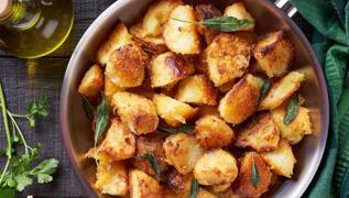 5 dakikada sofrada! Enfes patates kavurmas tarifi, kahvaltnn gzdesi