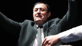 Serenay Sarkaya'ya bir 'beni oynasn' ars daha... Mahmut Tuncer gldrd!