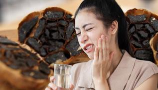 bn-i Sina srarla tavsiye ediyor: Gece yatmadan nce kullann, di arsn bak gibi kesiyor