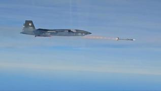 Trkiye resmen devrim yapt! Bayraktar KIZILELMA'dan dnyada bir ilk