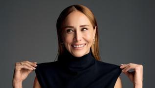 Bur�in Terzio�lu: 'Oyunculuk yolculu�umda, insan�n kendiyle kar��la�ma cesaretine a��lan pencereyi aral�yorum'