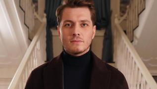 Ayn� Ya�mur Alt�nda'da a�k Londra'dan �stanbul'a ta��nd�