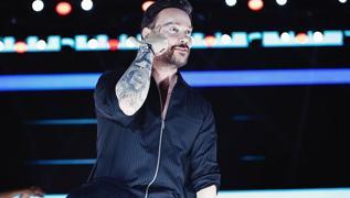 Sinan Ak��l 'ideal kad�n�' a��klad�! Yine tart��ma ba�latt�