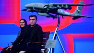 Bayraktar'dan �zg�nl�k �a�r�s�: Gelece�e y�r�yebilmek i�in farkl�l�k gerekiyor