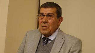 'Kal�as� k�r�k halde sahneye ��kt�' denilmi�ti... Zihni G�ktay'�n k�z� iddialara ate� p�sk�rd�