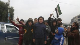 YPG i�gali sona erdi: Tabka sokaklar�nda �zg�rl�k sevinci