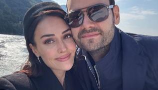 'Tamam sensin Sabanc� gelini!' Esra Bilgi�'in o foto�raf� alay konusu oldu!