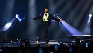 Yine Tarkan yine ayn� taktik! Konserin bilet fiyatlar�na tepkiler ��� gibi
