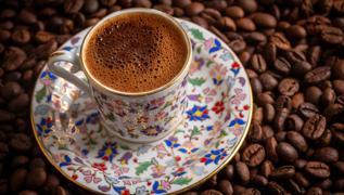 G�z�n� kahveyle a�anlar yand�: Sabah kahvesi neden zararl�?