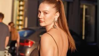 Burcu �zberk herkesi �a��rtt�! B�yle fanatiklik g�r�lmedi�