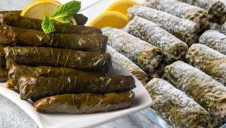 Ramazana haz�rl�k: Zeytinya�l� sarma dondurucuya nas�l koyulur? Sak�n limonla�