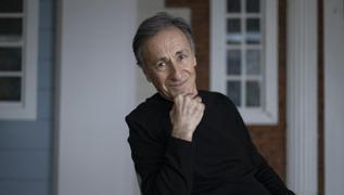 Yal��n �zden hastanelik oldu! Apar topar yo�un bak�ma kald�r�ld�