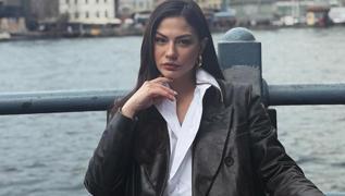 E�ref R�ya'n�n Nisan'� Demet �zdemir'den Ceren Benderlio�lu'na iddial� kar��l�k! Herkes onlar� konu�uyor�