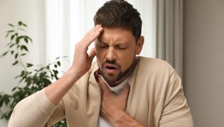 Masaba�� �al��anlar risk alt�nda! Omuz a�r�s�na iyi gelen egzersizler