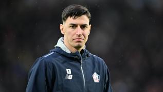 Milli kaleci Berke �zer g�nl�n� Frans�z modele kapt�rd�! Payla��m her �eyi ele verdi...