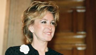 Sessiz sedas�z defnedilmi�ti! E�i, Filiz Ak�n'�n vefat� sonras� sessizli�ini bozdu