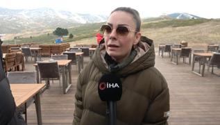 �zge �zder: 'Sekt�rde kad�nlara haks�zl�k ediliyor'