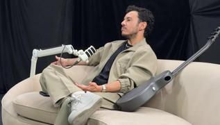 Buray bak�n nas�l bu kadar gen� g�r�n�yormu�! S�rr�n� payla�t�...