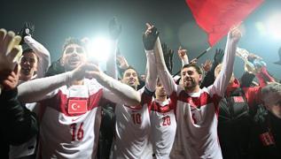 D�nya kupas� �ncesi Milli Tak�m'a b�y�k s�rpriz! Bakan Tekin ilk kez 24 TV'de a��klad�