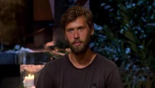 Survivor Serhan elenir elenmez a�t� a�z�n� yumdu g�z�n�! Tak�m arkada��n� hedef ald�...