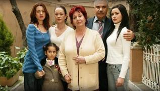 G�k�e Bahad�r'dan 'Yaprak D�k�m� yeniden' iddialar�na cevap! Hayranlar� �a��racak