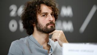 Birkan Sokullu'dan y�llar sonra a��klama geldi! Tu�ba Ekinci'nin klibinde rol alm��t�...