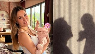 Sezonu a�t�: Ege K�kenli ailesiyle tatile ��kt�!