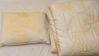 Yorgandaki sar� lekelerin tek ��z�m� karbonat de�il! ��te en pratik temizlik �nerileri