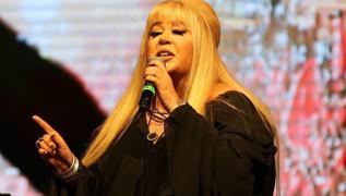 Zerrin �zer en b�y�k korkusunu a��klad�! 'Hayatta en k�t� �ey, unutulmak'