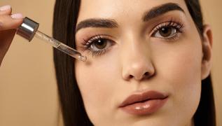 Ka� ve kirpikleri 10 g�nde g�rle�tiriyor: Hint ya��ndan daha etkili o y�ntem