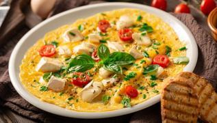 Peynirli omlet tarifi, buram buram lezzet kokuyor: Yumurta �i� kalm�yor