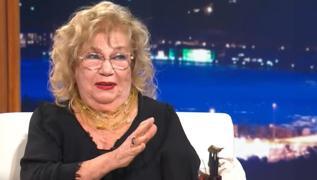 Nevra Serezli ilk kez a��klad�! Yal�da ya��yormu� ama...