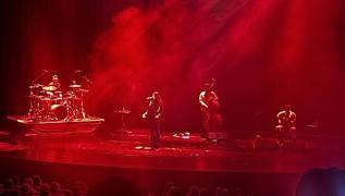 Grammy �d�ll� Arooj Aftab �stanbul'da sahne ald�: 'Bu ak�am� g�zel bir ana d�n��t�rd�n�z'