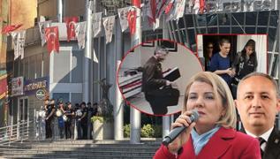 Para dolu �anta makam kameras�nda! Turgut Ko�'tan CHP'li ba�kana 3 kilo alt�n bor�
