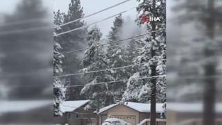 <p>ABD'nin California eyaletine bağlı Sierra Nevada bölgesini kar fırtınası vurdu. Sabah saatlerine 