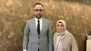 <p>G�ny�z� il�esi k�rsal �ardak�z� Mahallesi'nde ya�ayan bir �ocuk babas� Hamdi Karaku�'un 42 ya��nd