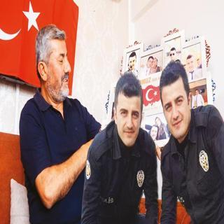 Maherde ellerim hainlerin yakasnda olacak